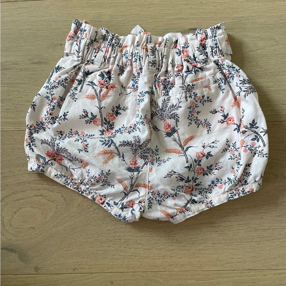 Baby Gap Toddler Pink Shorts - paper bag tie waist - 3 years - bubble shorts - Picture 2 of 4